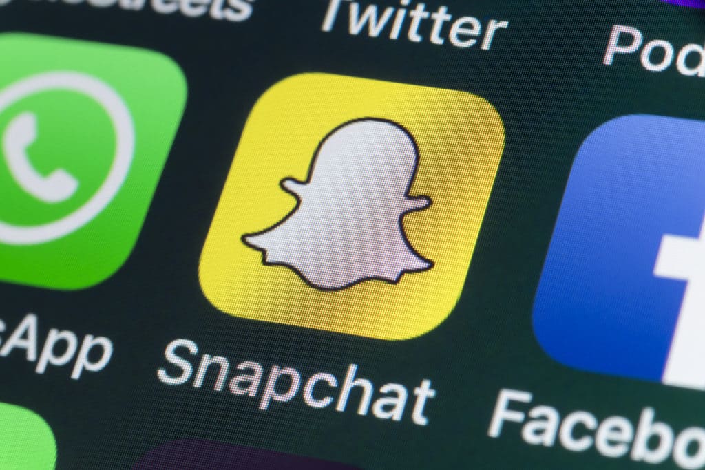 Snapchat Must Face Lawsuit After Deadly "Speed Filter" Car Accident
