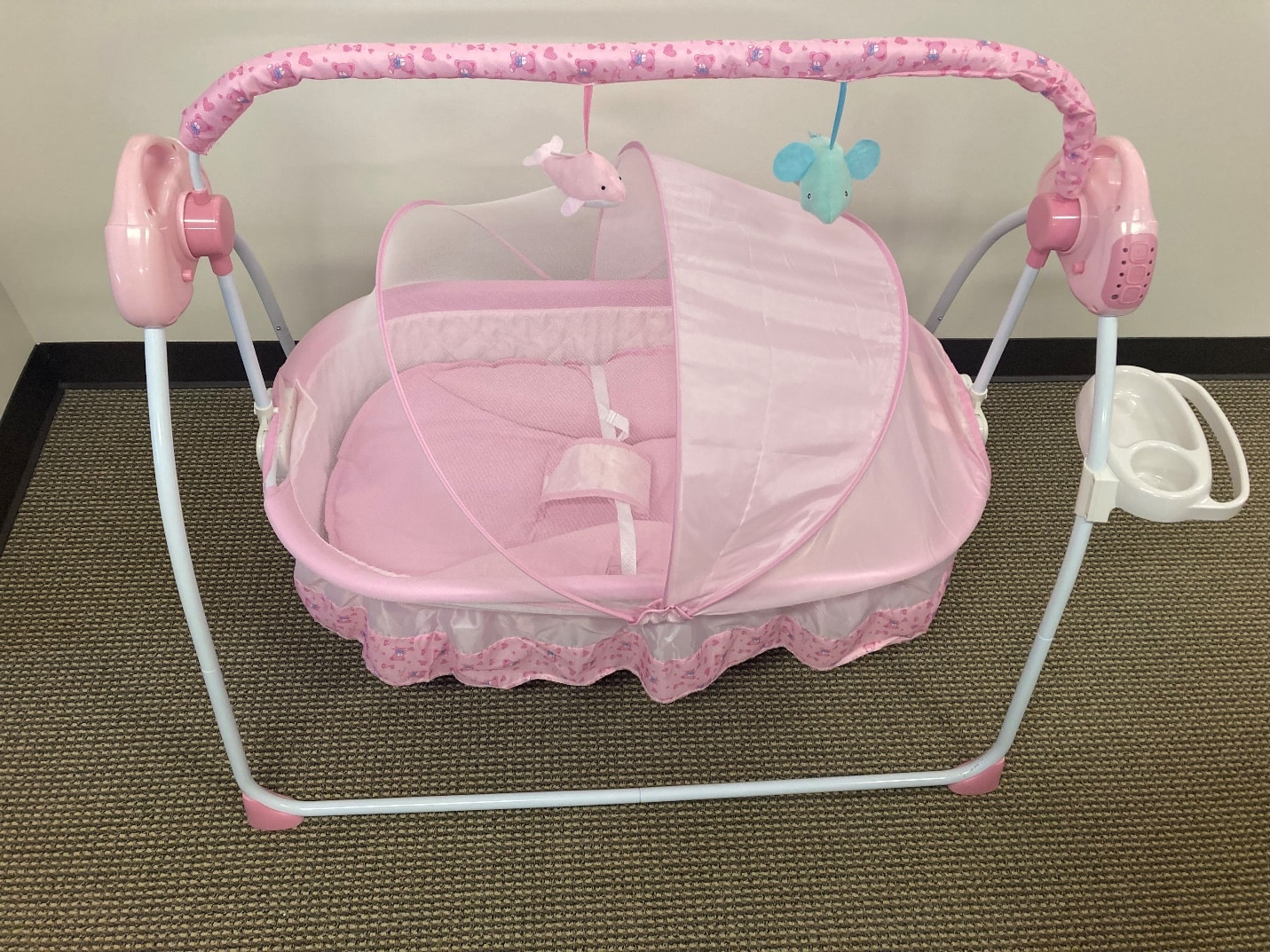 Safety officials are warning consumers that certain baby swings sold on Amazon.com pose deadly safety risks.