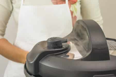 Crock-Pot Pressure Cooker Lawsuit Filed by Burned Woman