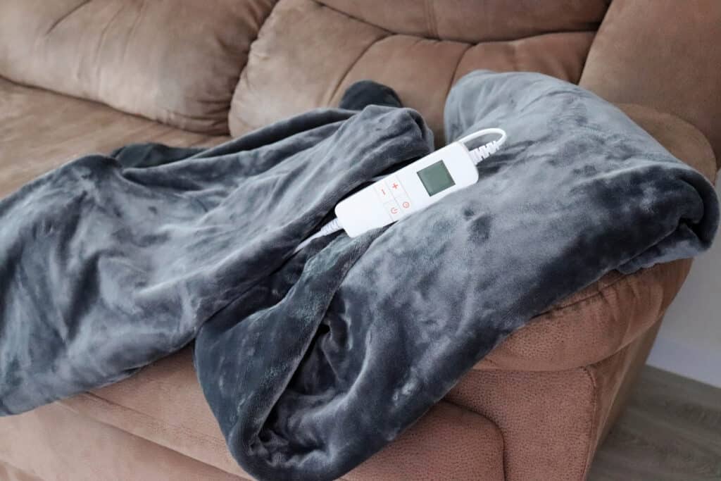 JKMAX Heated Blankets Recalled After 53 People Burned